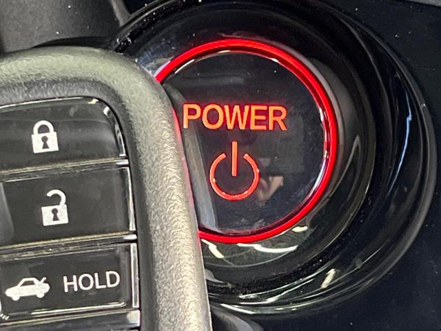 アコード e:HEV 全周囲カメラ BOSEサウンド 衝突被害軽減システム レーダークルーズ 禁煙車 レザーシート スマートキー LEDヘッド ビルトインETC オートハイビーム 車線逸脱警報 オートライト(47枚目)