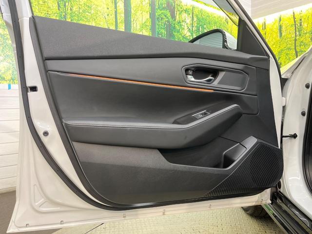 アコード e:HEV 全周囲カメラ BOSEサウンド 衝突被害軽減システム レーダークルーズ 禁煙車 レザーシート スマートキー LEDヘッド ビルトインETC オートハイビーム 車線逸脱警報 オートライト(59枚目)