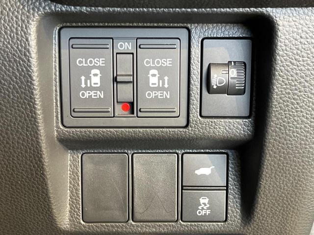 ステップワゴン ｅ：ＨＥＶスパーダ　１５．６型フリップダウン　純正１１型ナビ　ホンダセンシング　両側パワースライド　アダプティブクルーズ　ＢＳＭ　バックカメラ　シートヒーター　ＥＴＣ　Ｂｌｕｅｔｏｏｔｈ　フルセグ（26枚目）