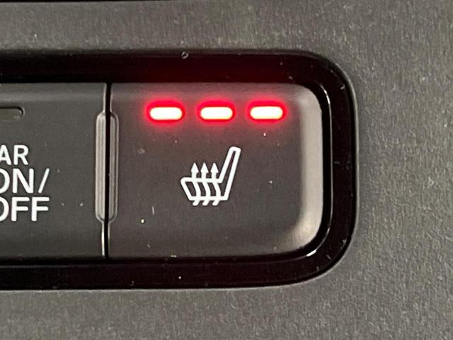 ステップワゴン ｅ：ＨＥＶスパーダ　１５．６型フリップダウン　純正１１型ナビ　ホンダセンシング　両側パワースライド　アダプティブクルーズ　ＢＳＭ　バックカメラ　シートヒーター　ＥＴＣ　Ｂｌｕｅｔｏｏｔｈ　フルセグ（29枚目）