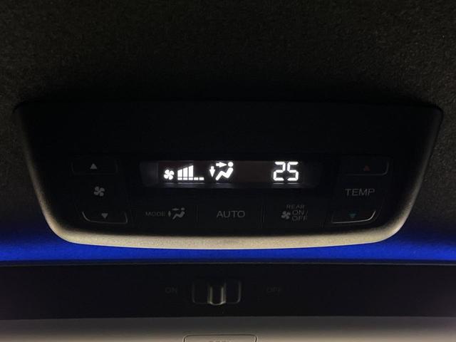 ステップワゴン ｅ：ＨＥＶスパーダ　１５．６型フリップダウン　純正１１型ナビ　ホンダセンシング　両側パワースライド　アダプティブクルーズ　ＢＳＭ　バックカメラ　シートヒーター　ＥＴＣ　Ｂｌｕｅｔｏｏｔｈ　フルセグ（31枚目）