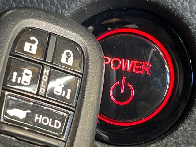 ステップワゴン ｅ：ＨＥＶスパーダ　１５．６型フリップダウン　純正１１型ナビ　ホンダセンシング　両側パワースライド　アダプティブクルーズ　ＢＳＭ　バックカメラ　シートヒーター　ＥＴＣ　Ｂｌｕｅｔｏｏｔｈ　フルセグ（34枚目）