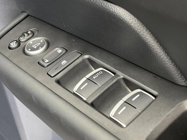 ステップワゴン ｅ：ＨＥＶスパーダ　１５．６型フリップダウン　純正１１型ナビ　ホンダセンシング　両側パワースライド　アダプティブクルーズ　ＢＳＭ　バックカメラ　シートヒーター　ＥＴＣ　Ｂｌｕｅｔｏｏｔｈ　フルセグ（49枚目）