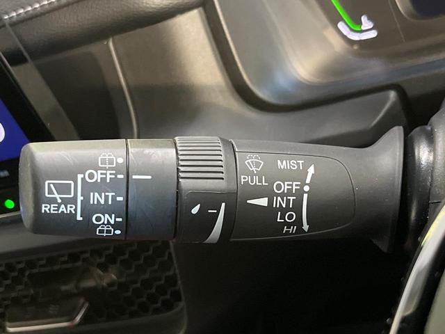 ステップワゴン ｅ：ＨＥＶスパーダ　１５．６型フリップダウン　純正１１型ナビ　ホンダセンシング　両側パワースライド　アダプティブクルーズ　ＢＳＭ　バックカメラ　シートヒーター　ＥＴＣ　Ｂｌｕｅｔｏｏｔｈ　フルセグ（52枚目）