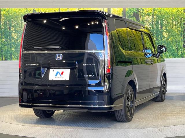 ステップワゴン ｅ：ＨＥＶスパーダ　１５．６型フリップダウン　純正１１型ナビ　ホンダセンシング　両側パワースライド　アダプティブクルーズ　ＢＳＭ　バックカメラ　シートヒーター　ＥＴＣ　Ｂｌｕｅｔｏｏｔｈ　フルセグ（64枚目）