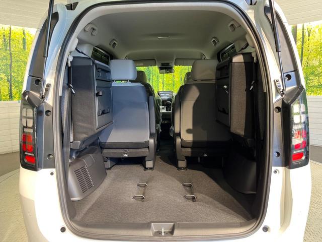 フリード エアー 登録済未使用車 両側電動ドア バックカメラ 衝突被害軽減システム レーダークルーズ コーナーセンサー スマートキー LEDヘッド 車線逸脱警報 オートライト オートエアコン Bluetooth(12枚目)