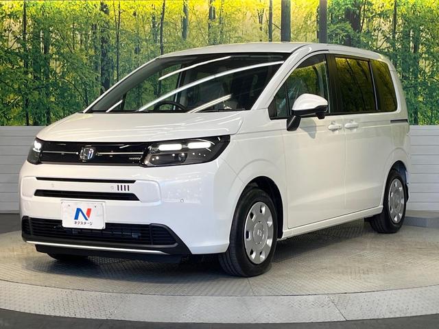 フリード エアー 登録済未使用車 両側電動ドア バックカメラ 衝突被害軽減システム レーダークルーズ コーナーセンサー スマートキー LEDヘッド 車線逸脱警報 オートライト オートエアコン Bluetooth(23枚目)