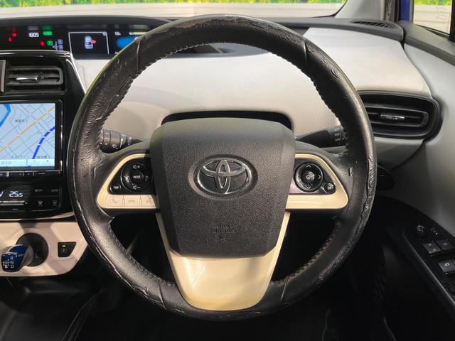 プリウス S カロッツェリア9型ナビ バックカメラ 黒革調シートカバー スマートキー LEDヘッドランプ ETC オートライト オートエアコン 純正15インチアルミホイール Bluetooth再生 CD/DVD再生(11枚目)