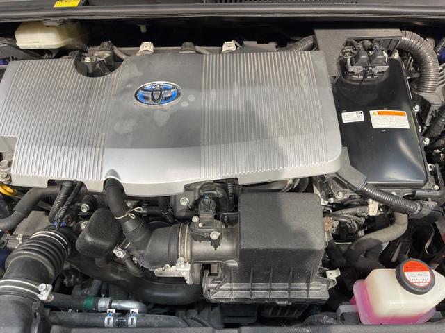 プリウス S カロッツェリア9型ナビ バックカメラ 黒革調シートカバー スマートキー LEDヘッドランプ ETC オートライト オートエアコン 純正15インチアルミホイール Bluetooth再生 CD/DVD再生(18枚目)