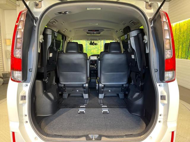 エスクァイア ハイブリッドGi 10型フリップダウン BIG‐X9型ナビ 両側パワースライド 禁煙車 バックカメラ ETC Bluetooth フルセグ シートヒーター ハーフレザーシート クルーズコントロール(11枚目)