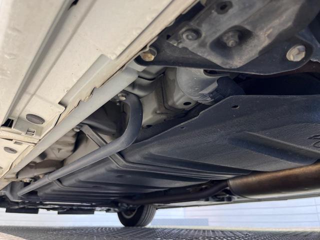 エスクァイア ハイブリッドGi 10型フリップダウン BIG‐X9型ナビ 両側パワースライド 禁煙車 バックカメラ ETC Bluetooth フルセグ シートヒーター ハーフレザーシート クルーズコントロール(21枚目)