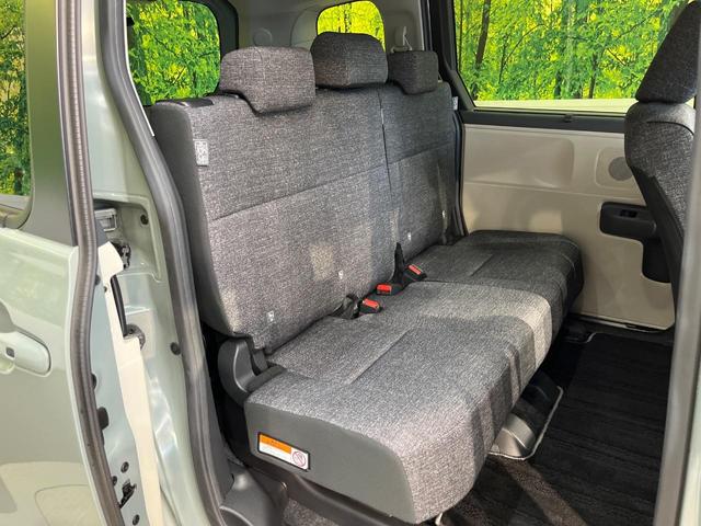 シエンタ ハイブリッドＺ　１０．５インチナビ　パノラミックビューモニター　シートヒーター　ステアリングヒーター　セーフティセンス　レーダークルーズコントロール　ＢＳＭ　両側パワースライドドア　ＬＥＤヘッドライト（9枚目）