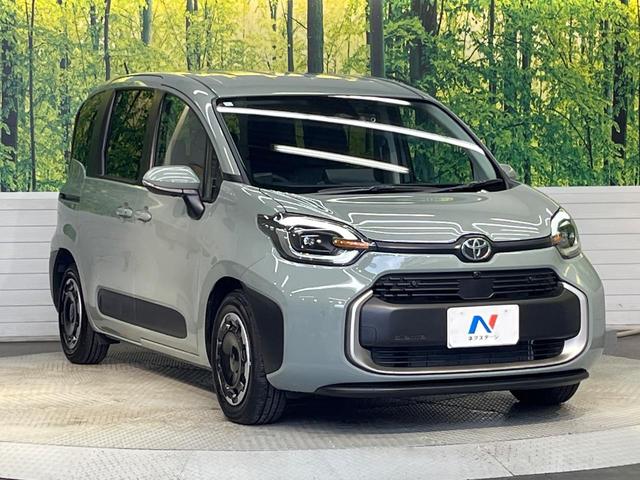 シエンタ ハイブリッドＺ　１０．５インチナビ　パノラミックビューモニター　シートヒーター　ステアリングヒーター　セーフティセンス　レーダークルーズコントロール　ＢＳＭ　両側パワースライドドア　ＬＥＤヘッドライト（16枚目）