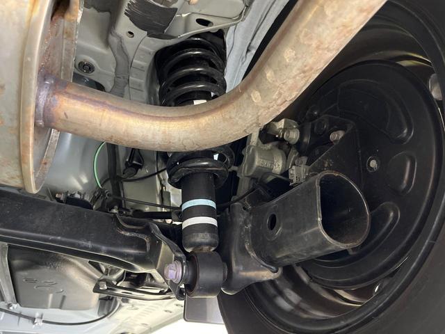 シエンタ ハイブリッドＺ　１０．５インチナビ　パノラミックビューモニター　シートヒーター　ステアリングヒーター　セーフティセンス　レーダークルーズコントロール　ＢＳＭ　両側パワースライドドア　ＬＥＤヘッドライト（21枚目）