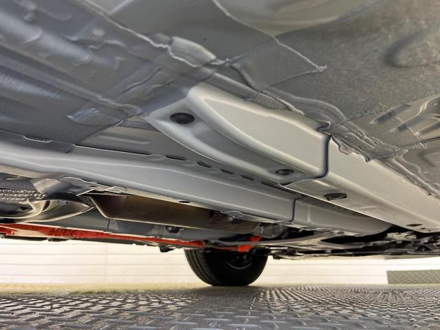 シエンタ ハイブリッドＺ　１０．５インチナビ　パノラミックビューモニター　シートヒーター　ステアリングヒーター　セーフティセンス　レーダークルーズコントロール　ＢＳＭ　両側パワースライドドア　ＬＥＤヘッドライト（22枚目）