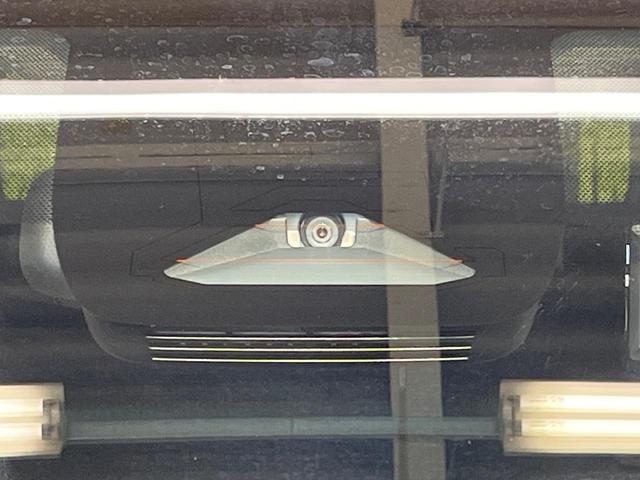 シエンタ ハイブリッドＺ　１０．５インチナビ　パノラミックビューモニター　シートヒーター　ステアリングヒーター　セーフティセンス　レーダークルーズコントロール　ＢＳＭ　両側パワースライドドア　ＬＥＤヘッドライト（49枚目）