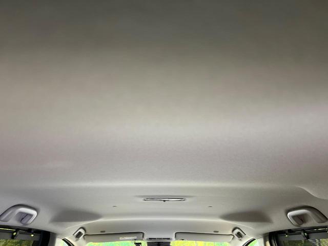 シエンタ ハイブリッドＺ　１０．５インチナビ　パノラミックビューモニター　シートヒーター　ステアリングヒーター　セーフティセンス　レーダークルーズコントロール　ＢＳＭ　両側パワースライドドア　ＬＥＤヘッドライト（55枚目）