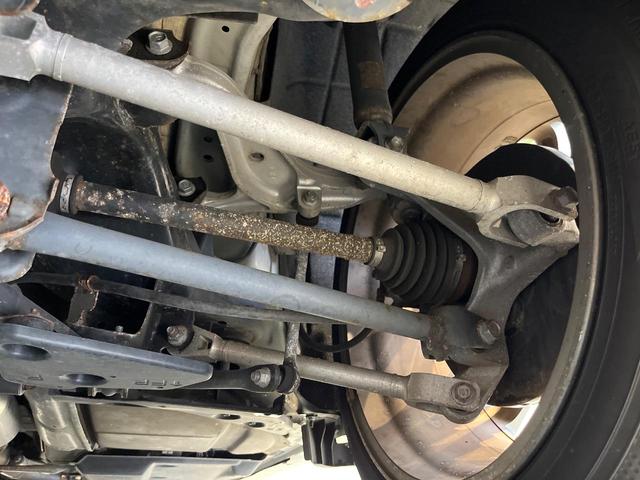 スカイライン ２００ＧＴ－ｔタイプＰ　クールエクスクルーシブ　コネクトナビ　全周囲カメラ　純正１９インチＡＷ　エマージェンシーブレーキ　レーダークルーズ　禁煙車　レザーシート　シートメモリー　シートヒーター　コーナーセンサー　スマートキー　ＬＥＤヘッド　ＥＴＣ（21枚目）