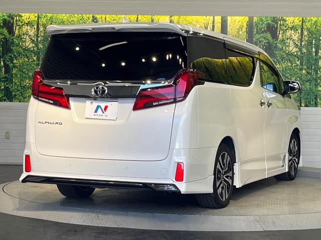 アルファード ２．５Ｓ　Ｃパッケージ　ＴＲＤエアロ　１０．５インチナビ　ＪＢＬサウンド　パノラミックビューモニター　ツインムーンルーフ　リヤエンターテイメント　デジタルインナーミラー　ＢＳＭ　３眼ＬＥＤヘッドライト　セーフティセンス（30枚目）