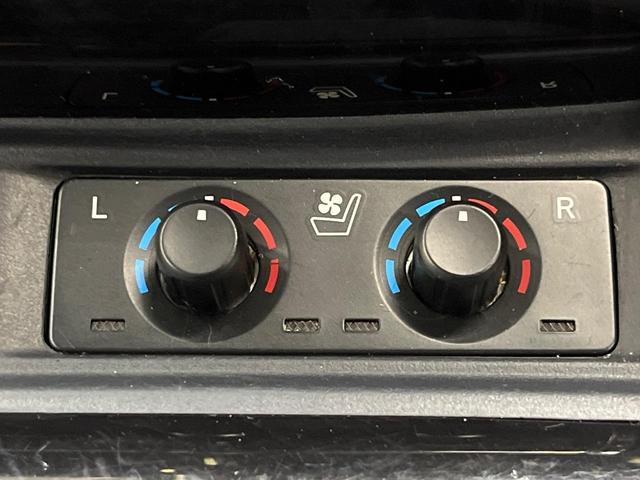 アルファード ２．５Ｓ　Ｃパッケージ　ＴＲＤエアロ　１０．５インチナビ　ＪＢＬサウンド　パノラミックビューモニター　ツインムーンルーフ　リヤエンターテイメント　デジタルインナーミラー　ＢＳＭ　３眼ＬＥＤヘッドライト　セーフティセンス（37枚目）