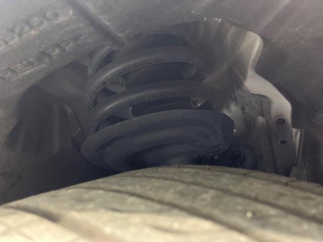 ＥＳ ＥＳ３００ｈ　Ｆスポーツ　純正１２．３インチナビ　サンルーフ　ブラインドスポットモニター　三眼ＬＥＤヘッドライト　バックカメラ　デジタルインナーミラー　合皮シート　セーフティシステムプラス　シートベンチレーション（20枚目）