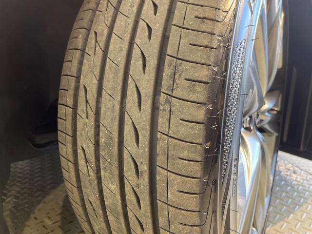 ＥＳ ＥＳ３００ｈ　Ｆスポーツ　純正１２．３インチナビ　サンルーフ　ブラインドスポットモニター　三眼ＬＥＤヘッドライト　バックカメラ　デジタルインナーミラー　合皮シート　セーフティシステムプラス　シートベンチレーション（35枚目）