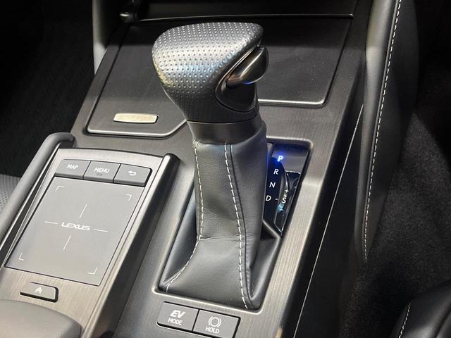 ＥＳ ＥＳ３００ｈ　Ｆスポーツ　純正１２．３インチナビ　サンルーフ　ブラインドスポットモニター　三眼ＬＥＤヘッドライト　バックカメラ　デジタルインナーミラー　合皮シート　セーフティシステムプラス　シートベンチレーション（57枚目）