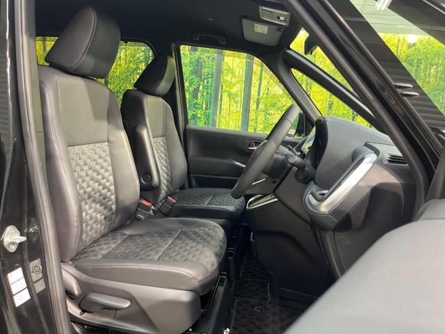 ヴォクシー Ｓ－Ｚ　１３．２型有機ＥＬフリップダウン　１０．５インチディスプレイオーディオ　両側電動スライドドア　レーダークルーズ　セーフティセンス　クリアランスソナー　バックカメラ　禁煙車　ＬＥＤヘッドライト（8枚目）