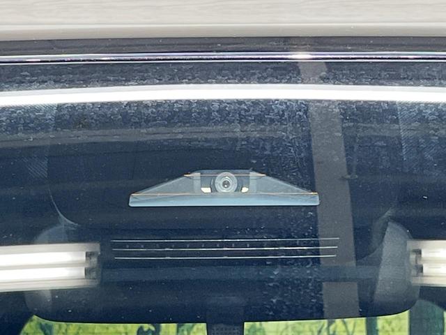 ヴォクシー Ｓ－Ｚ　１３．２型有機ＥＬフリップダウン　１０．５インチディスプレイオーディオ　両側電動スライドドア　レーダークルーズ　セーフティセンス　クリアランスソナー　バックカメラ　禁煙車　ＬＥＤヘッドライト（29枚目）