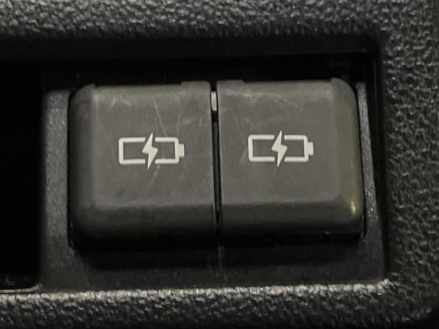 ヴォクシー Ｓ－Ｚ　１３．２型有機ＥＬフリップダウン　１０．５インチディスプレイオーディオ　両側電動スライドドア　レーダークルーズ　セーフティセンス　クリアランスソナー　バックカメラ　禁煙車　ＬＥＤヘッドライト（40枚目）