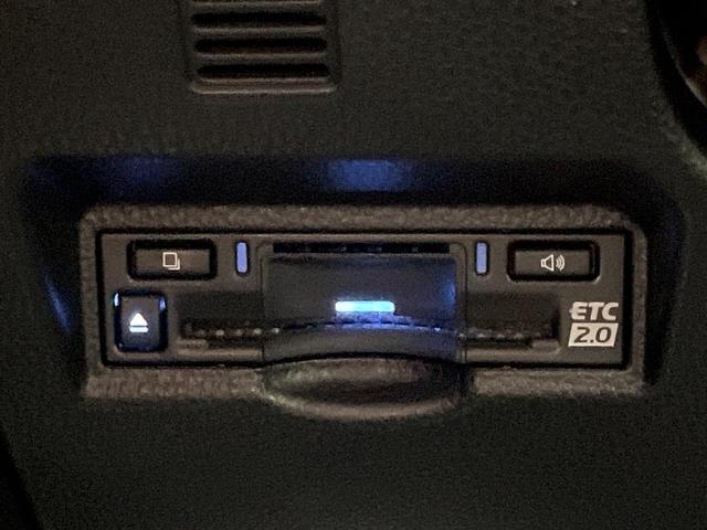 ヴォクシー Ｓ－Ｚ　１３．２型有機ＥＬフリップダウン　１０．５インチディスプレイオーディオ　両側電動スライドドア　レーダークルーズ　セーフティセンス　クリアランスソナー　バックカメラ　禁煙車　ＬＥＤヘッドライト（43枚目）