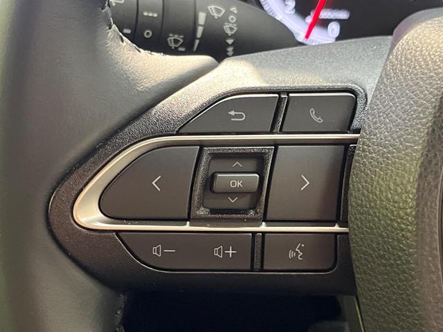 ヴォクシー Ｓ－Ｚ　１３．２型有機ＥＬフリップダウン　１０．５インチディスプレイオーディオ　両側電動スライドドア　レーダークルーズ　セーフティセンス　クリアランスソナー　バックカメラ　禁煙車　ＬＥＤヘッドライト（61枚目）