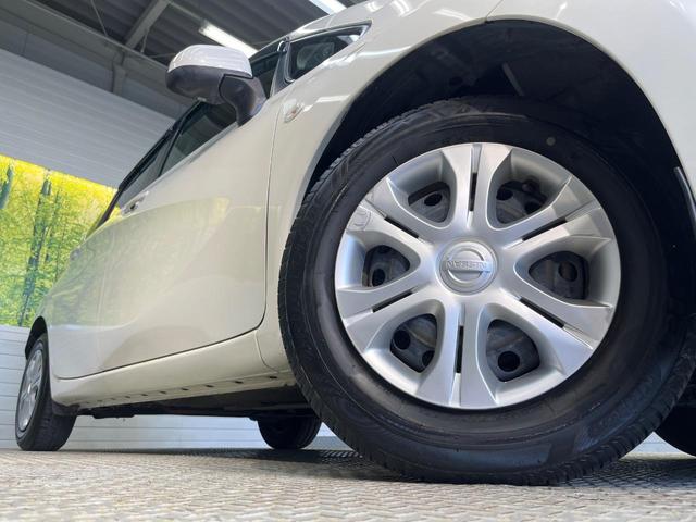 ノート Ｘ　ＤＩＧ－Ｓ　純正ＳＤナビ　バックカメラ　禁煙車　スマートキー　オートエアコン　Ｂｌｕｅｔｏｏｔｈ再生　ＣＤ／ＤＶＤ再生　フルセグＴＶ　電動格納ドアミラー　バニティミラー　シートリフター（13枚目）