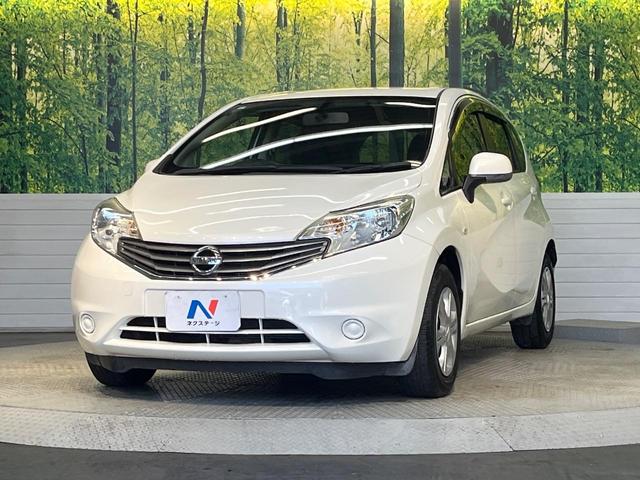 ノート Ｘ　ＤＩＧ－Ｓ　純正ＳＤナビ　バックカメラ　禁煙車　スマートキー　オートエアコン　Ｂｌｕｅｔｏｏｔｈ再生　ＣＤ／ＤＶＤ再生　フルセグＴＶ　電動格納ドアミラー　バニティミラー　シートリフター（24枚目）