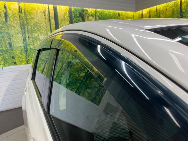 ノート Ｘ　ＤＩＧ－Ｓ　純正ＳＤナビ　バックカメラ　禁煙車　スマートキー　オートエアコン　Ｂｌｕｅｔｏｏｔｈ再生　ＣＤ／ＤＶＤ再生　フルセグＴＶ　電動格納ドアミラー　バニティミラー　シートリフター（28枚目）