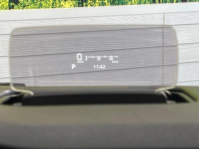 ソリオ ハイブリッドＭＺ　純正８インチナビ　フリップダウンモニター　全方位用モニター　セーフティサポート　アダプティブクルーズコントロール　ＨＵＤ　両側パワースライドドア　シートヒーター　ハイビームアシスト（7枚目）