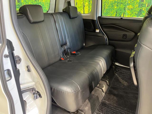 ソリオ ハイブリッドＭＺ　純正８インチナビ　フリップダウンモニター　全方位用モニター　セーフティサポート　アダプティブクルーズコントロール　ＨＵＤ　両側パワースライドドア　シートヒーター　ハイビームアシスト（9枚目）