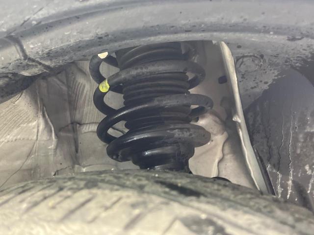 ソリオ ハイブリッドＭＺ　純正８インチナビ　フリップダウンモニター　全方位用モニター　セーフティサポート　アダプティブクルーズコントロール　ＨＵＤ　両側パワースライドドア　シートヒーター　ハイビームアシスト（20枚目）