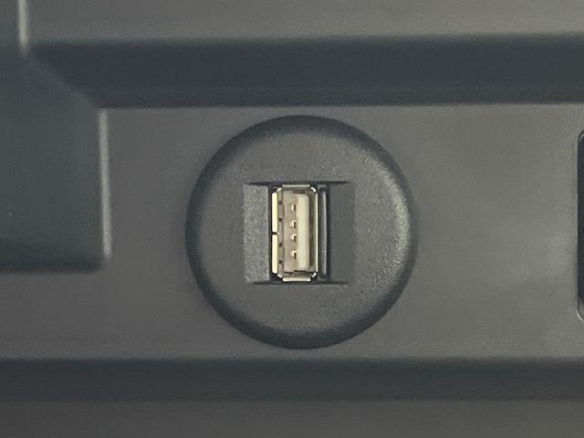 ソリオ ハイブリッドＭＺ　純正８インチナビ　フリップダウンモニター　全方位用モニター　セーフティサポート　アダプティブクルーズコントロール　ＨＵＤ　両側パワースライドドア　シートヒーター　ハイビームアシスト（48枚目）