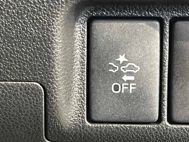 【スマートアシスト】走行中に前方の車両等を認識し、衝突しそうな時は警報とブレーキで衝突回避と被害軽減をアシスト。より安全にドライブをお楽しみいただけます。