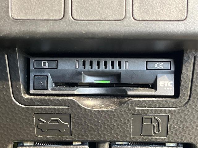 【ＥＴＣ】高速道路の料金所をストレスなく通過！話題のスポットやサービスエリアに多い「スマートＩＣ」利用時は必須のアイテムです。当店でセットアップを実施、ご納車当日からすぐにご利用いただけます！