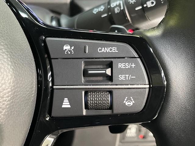 ステップワゴン ｅ：ＨＥＶスパーダ　プレミアムライン　純正１１インチナビ　フリップダウンモニター　マルチビューカメラ　ホンダセンシング　アダプティブクルーズコントロール　全中列シートヒーター　パワーバックドア（7枚目）