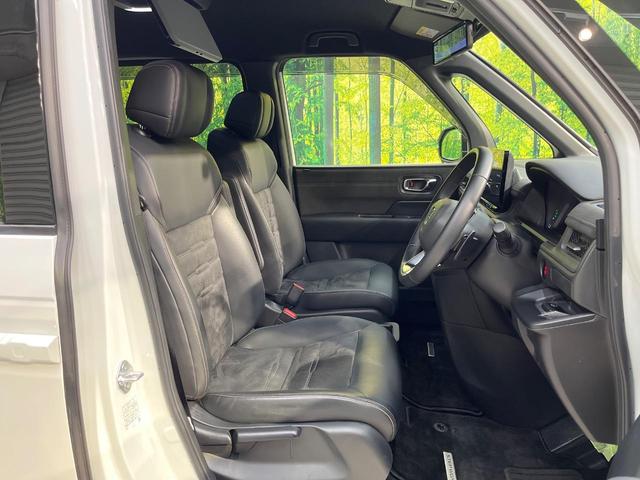 ステップワゴン ｅ：ＨＥＶスパーダ　プレミアムライン　純正１１インチナビ　フリップダウンモニター　マルチビューカメラ　ホンダセンシング　アダプティブクルーズコントロール　全中列シートヒーター　パワーバックドア（8枚目）