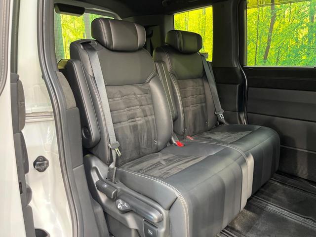 ステップワゴン ｅ：ＨＥＶスパーダ　プレミアムライン　純正１１インチナビ　フリップダウンモニター　マルチビューカメラ　ホンダセンシング　アダプティブクルーズコントロール　全中列シートヒーター　パワーバックドア（9枚目）