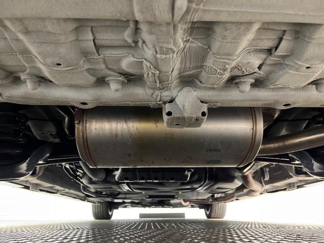 ステップワゴン ｅ：ＨＥＶスパーダ　プレミアムライン　純正１１インチナビ　フリップダウンモニター　マルチビューカメラ　ホンダセンシング　アダプティブクルーズコントロール　全中列シートヒーター　パワーバックドア（19枚目）