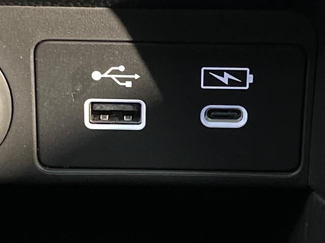 ステップワゴン ｅ：ＨＥＶスパーダ　プレミアムライン　純正１１インチナビ　フリップダウンモニター　マルチビューカメラ　ホンダセンシング　アダプティブクルーズコントロール　全中列シートヒーター　パワーバックドア（49枚目）