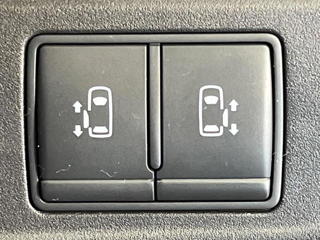 セレナ e-パワー ハイウェイスターV 後期型 純正10型ナビ 両側電動ドア 後席モニター 全周囲カメラ 衝突軽減 レーダークルーズ 禁煙車 レザー調シート ドラレコ スマートキー LEDヘッド ETC 純正15アルミ 車線逸脱警報(5枚目)