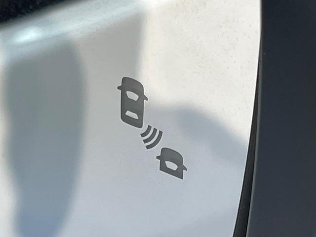 セレナ e-パワー ハイウェイスターV 後期型 純正10型ナビ 両側電動ドア 後席モニター 全周囲カメラ 衝突軽減 レーダークルーズ 禁煙車 レザー調シート ドラレコ スマートキー LEDヘッド ETC 純正15アルミ 車線逸脱警報(31枚目)