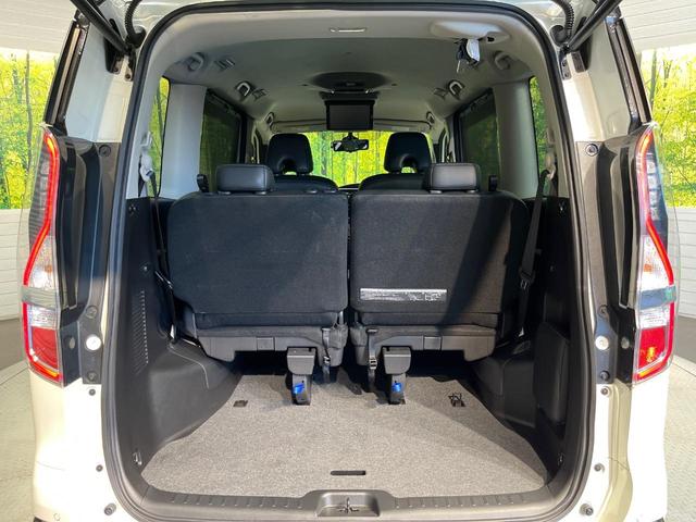 セレナ e-パワー ハイウェイスターV 後期型 純正10型ナビ 両側電動ドア 後席モニター 全周囲カメラ 衝突軽減 レーダークルーズ 禁煙車 レザー調シート ドラレコ スマートキー LEDヘッド ETC 純正15アルミ 車線逸脱警報(44枚目)