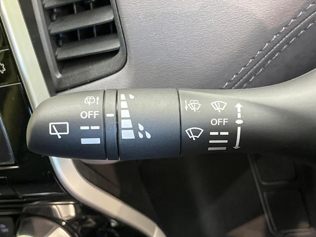 セレナ e-パワー ハイウェイスターV 後期型 純正10型ナビ 両側電動ドア 後席モニター 全周囲カメラ 衝突軽減 レーダークルーズ 禁煙車 レザー調シート ドラレコ スマートキー LEDヘッド ETC 純正15アルミ 車線逸脱警報(60枚目)